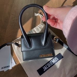 Jacquemus Le Chiquito